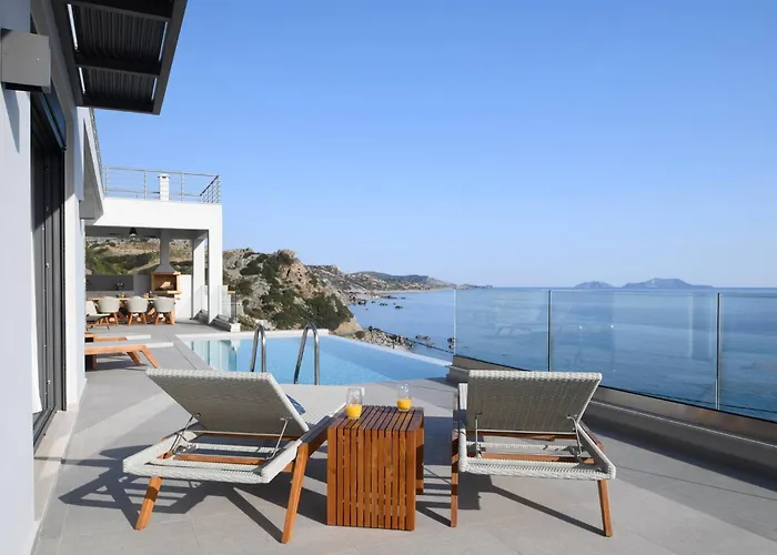 Rozites Luxury Beachfront Villa, By Hellocrete * Rétino