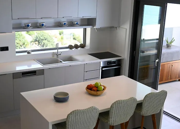 Villa Rozites Luxury Beachfront Villa, By Hellocrete *