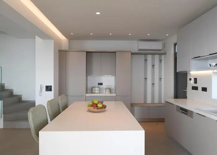 Rozites Luxury Beachfront Villa, By Hellocrete Ретимно (Крит)