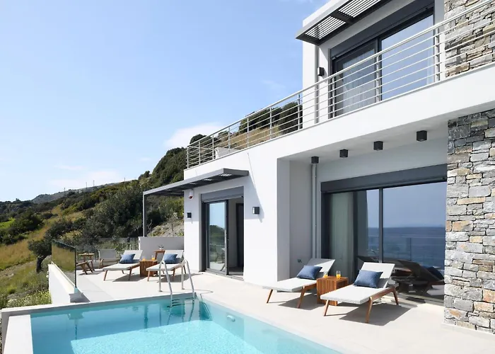 Rozites Luxury Beachfront Villa, By Hellocrete Вілла Ретимно (Крит)