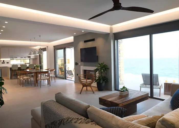 Rozites Luxury Beachfront Villa, By Hellocrete * Ретимно (Крит)