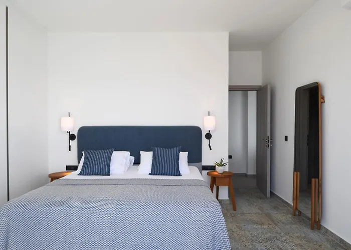 Вілла Rozites Luxury Beachfront Villa, By Hellocrete Ретимно (Крит)