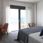 Villa Rozites Luxury Beachfront Villa, By Hellocrete Rétino
