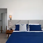 Rozites Luxury Beachfront Villa, By Hellocrete Villa Rethymno