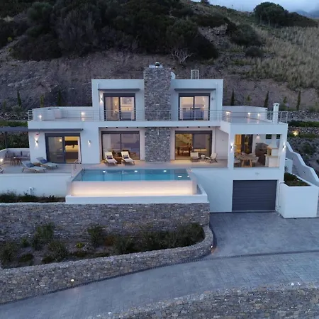 Rozites Luxury Beachfront Villa, By Hellocrete Ρέθυμνο